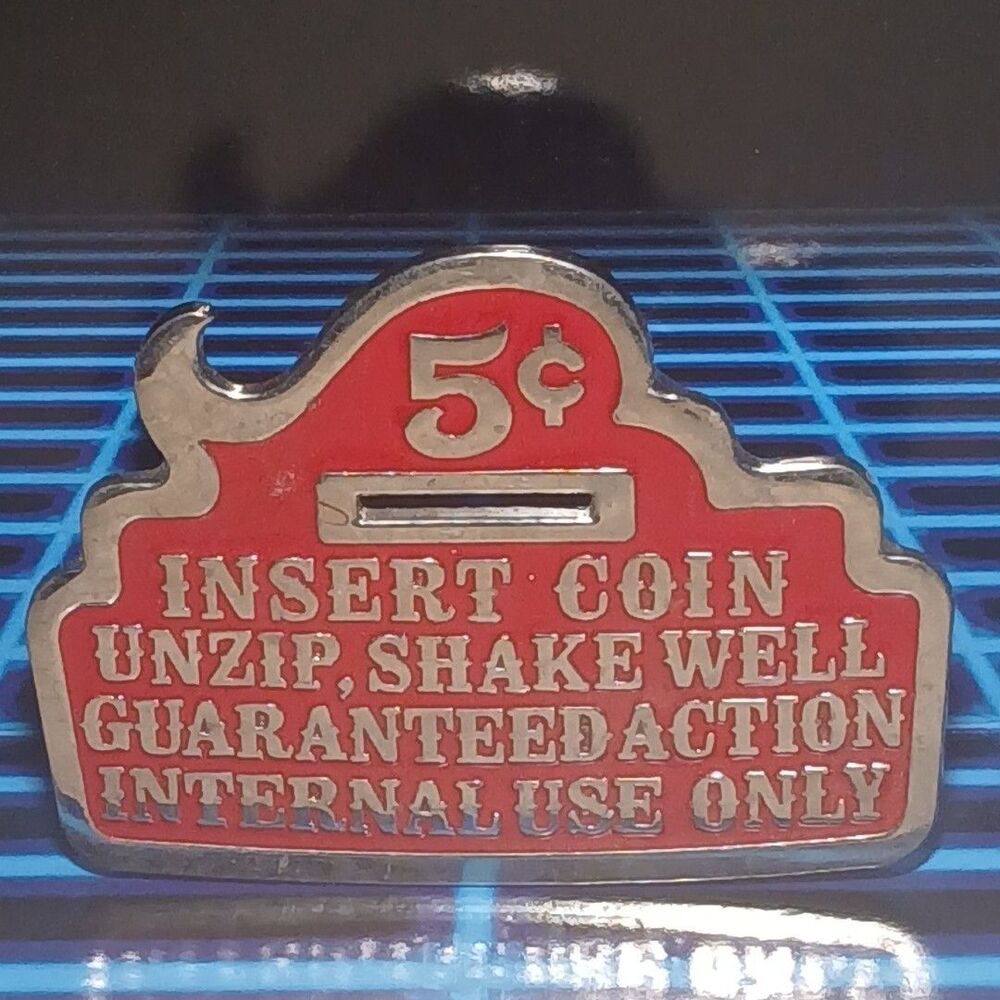 1979 Great American Belt Buckle Co Insert Coin Unzip Shake Well Novelty Vintage
